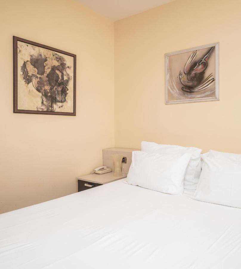 Pelister Skopje Bed and Breakfast Δωμάτιο φωτογραφία