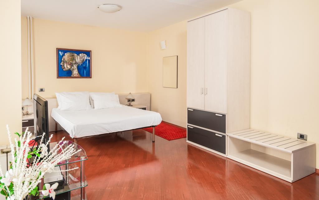 Pelister Skopje Bed and Breakfast Δωμάτιο φωτογραφία